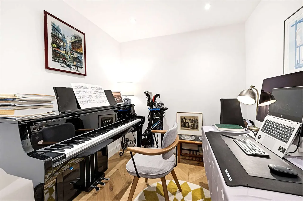 Chiswick Staithe, Hartington Road, London, W4 3TP, photo 10