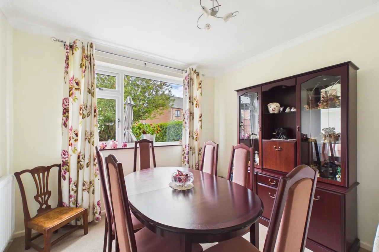 Yew Street, Houghton Regis, LU5, photo 7