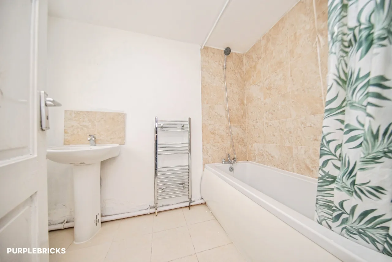 Rosemary Road, Clacton-On-Sea, CO15, photo 36