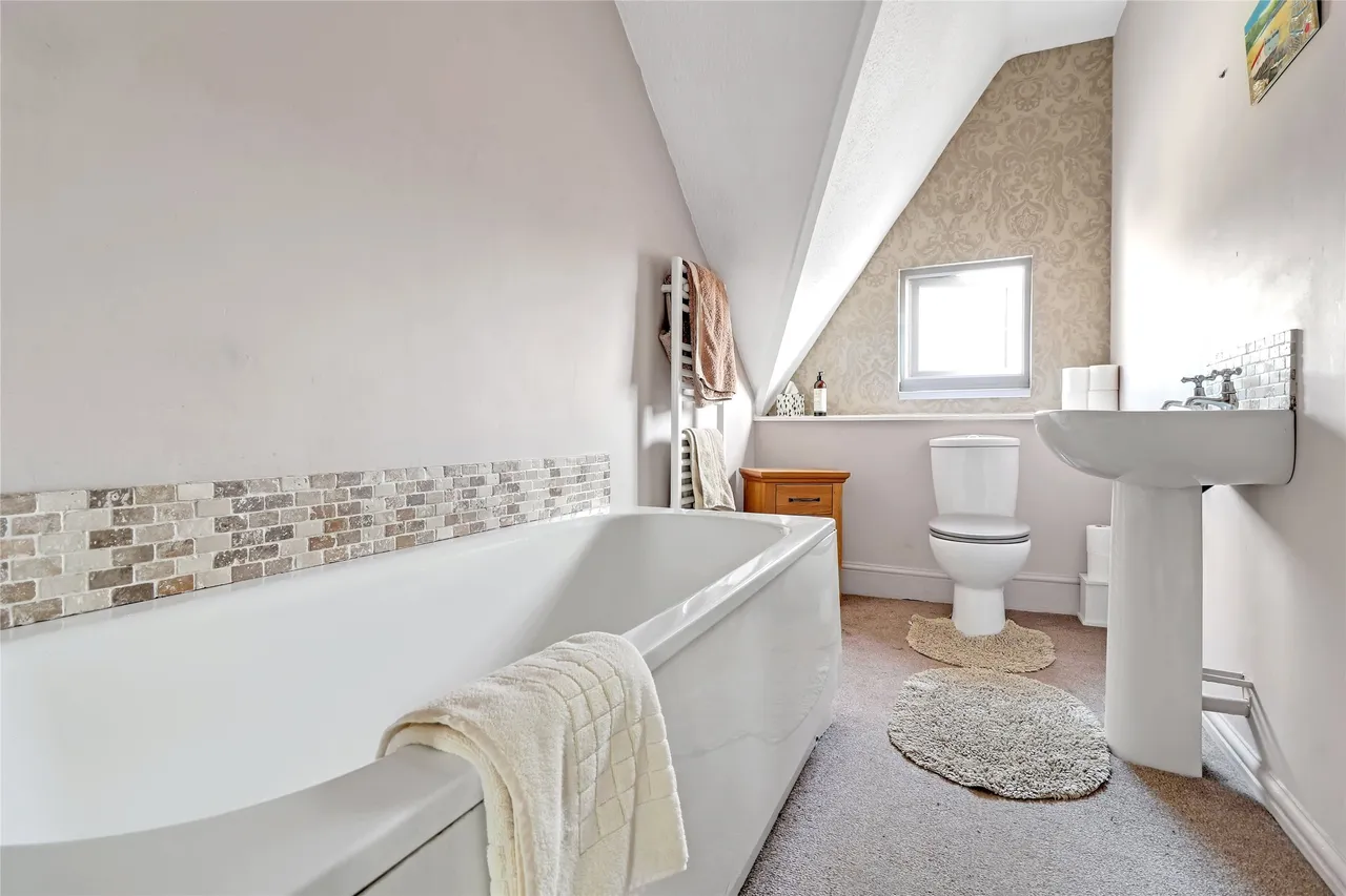 Alexandra Road, Barnstaple, EX32, photo 8