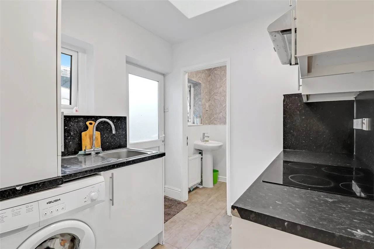Alexandra Road, Barnstaple, EX32, photo 5