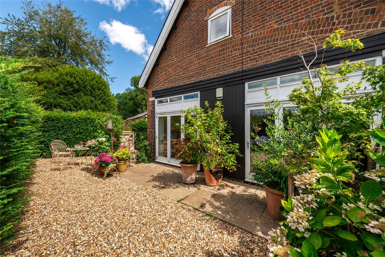 Home Farm Court, Putteridge Park, LU2, photo 4