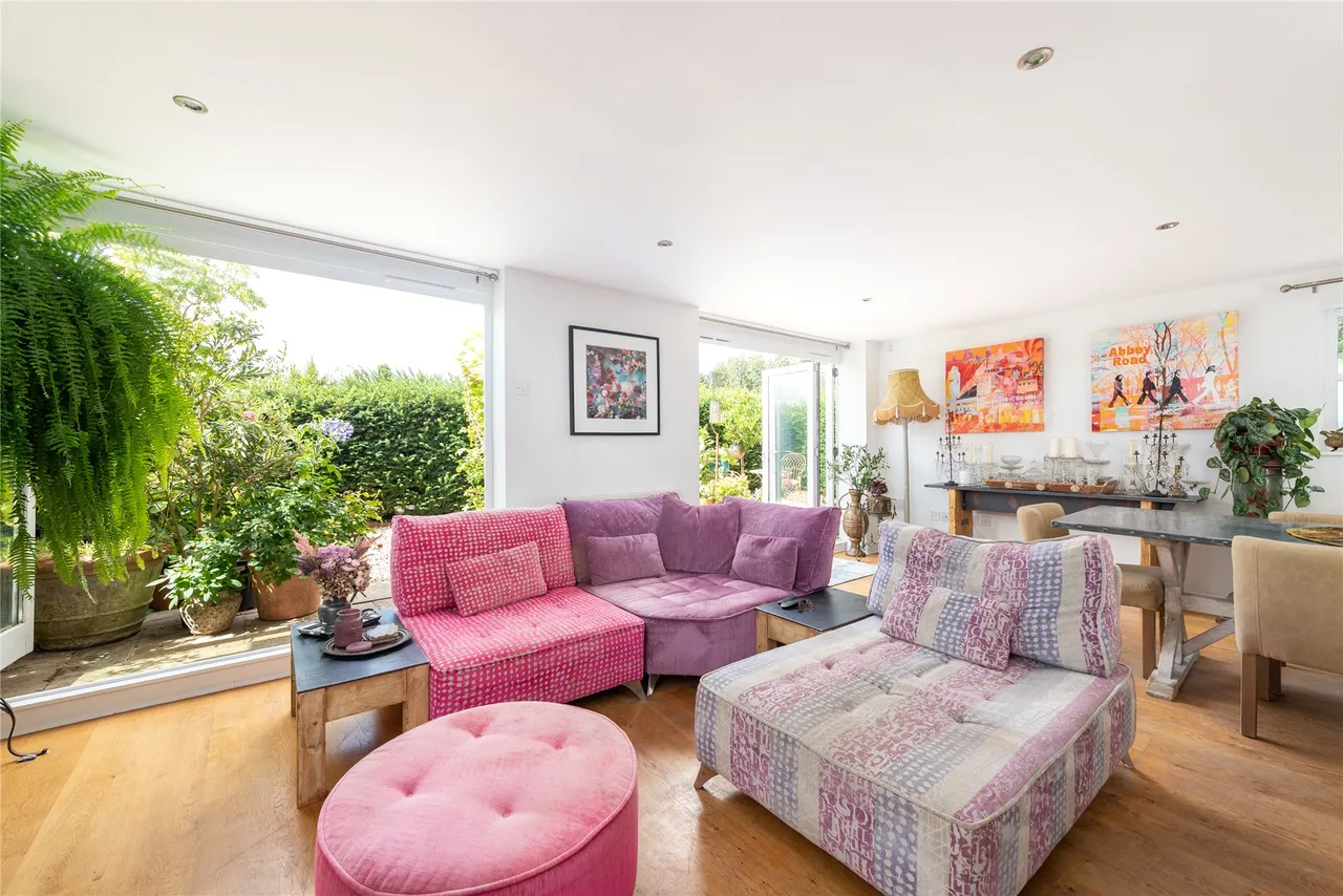 Home Farm Court, Putteridge Park, LU2, photo 6