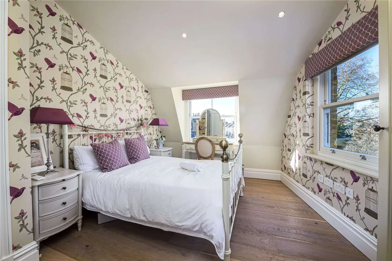 Embankment, Putney, London, SW15 1LB, photo 10