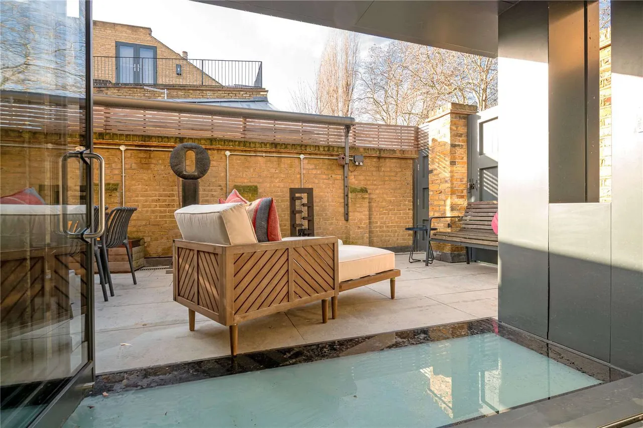 Embankment, Putney, London, SW15 1LB, photo 7