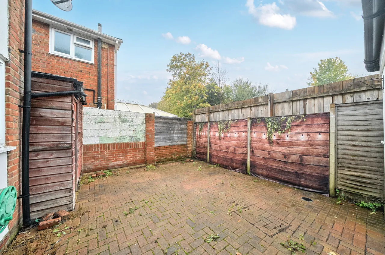 Lower New Road, West End, SO30, photo 14