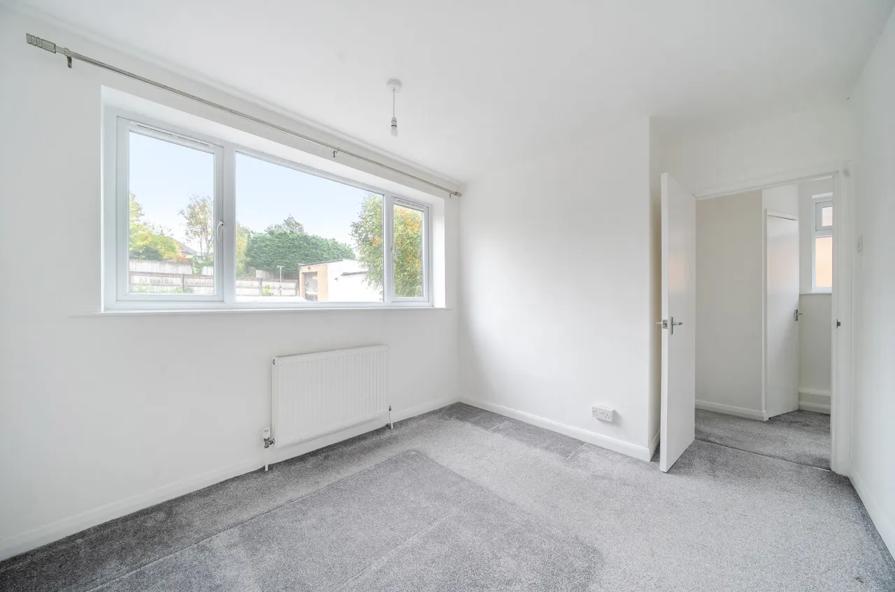 Lower New Road, West End, SO30, photo 7