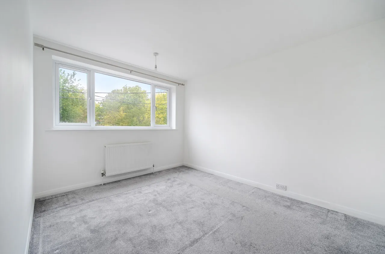 Lower New Road, West End, SO30, photo 12