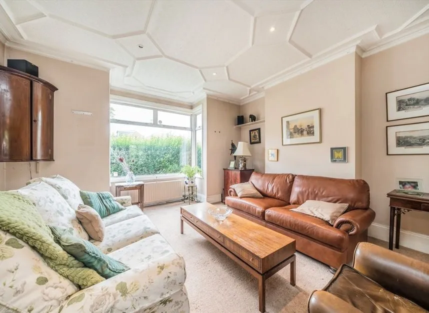 Northcote Road, Twickenham, TW1, photo 2