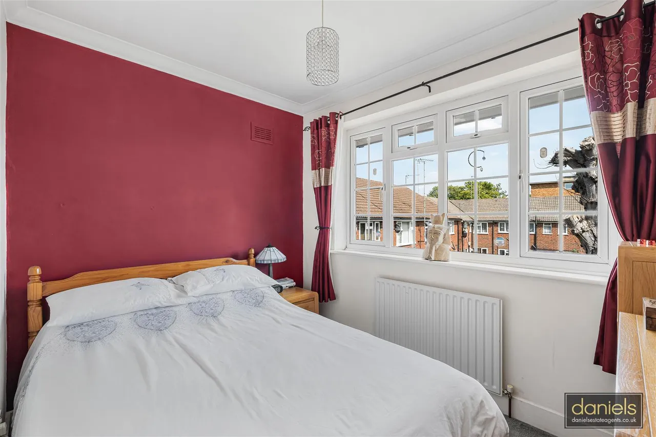 Maybank Avenue, Wembley, HA0, photo 8