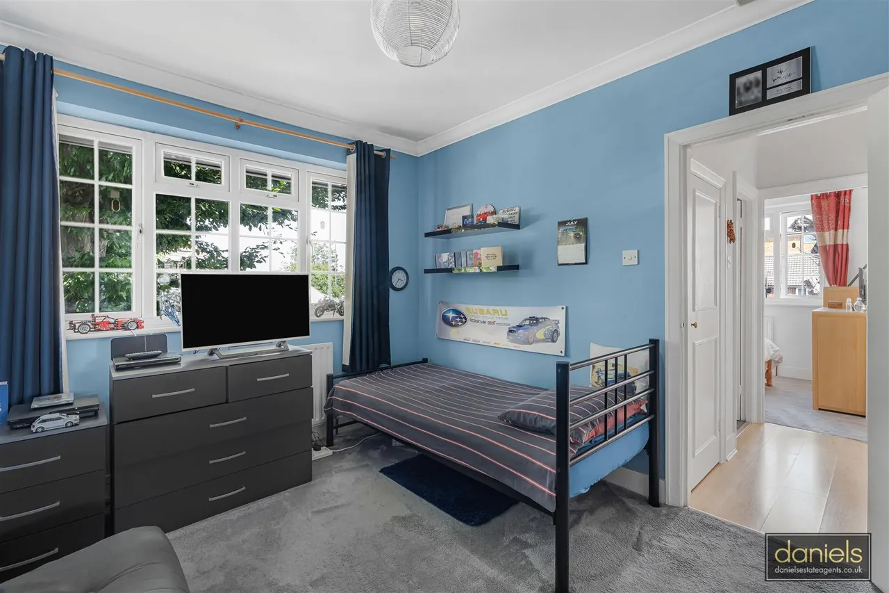Maybank Avenue, Wembley, HA0, photo 6