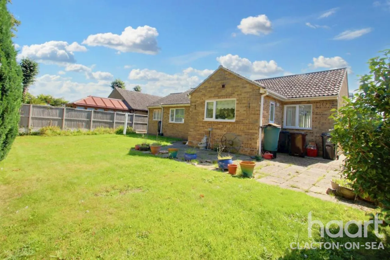 Dovercourt, Harwich, CO12, photo 9