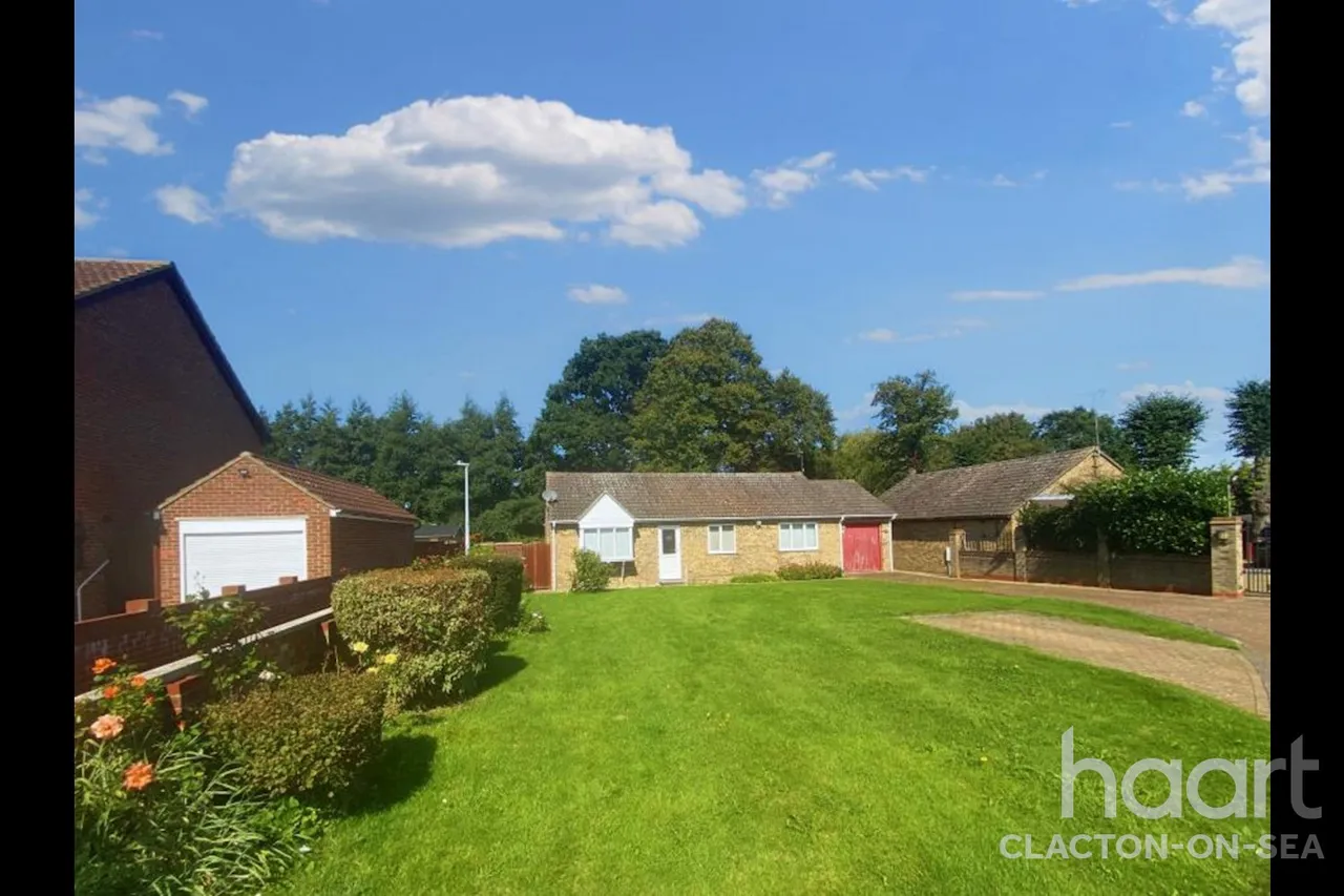 3 bed house to rent, Dovercourt, Harwich, CO12