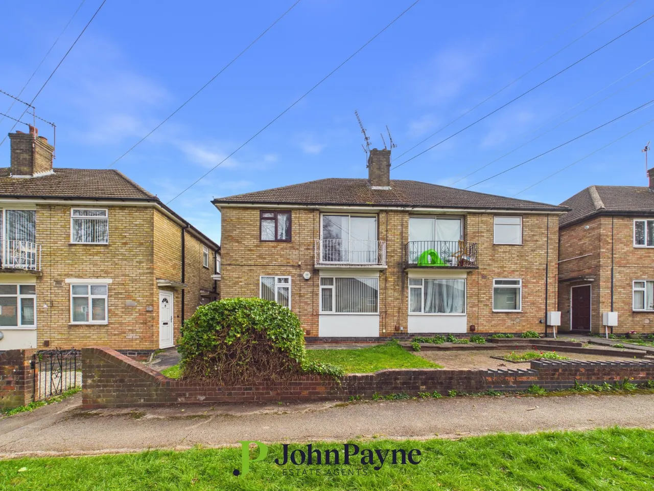 2 bed flat for sale, Stonehouse Estate, Coventry