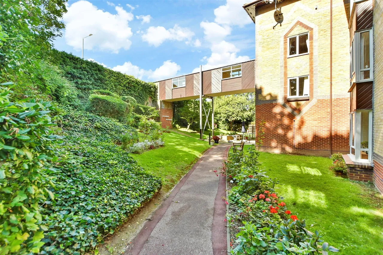 Barkers Court, Sittingbourne, ME10, photo 12