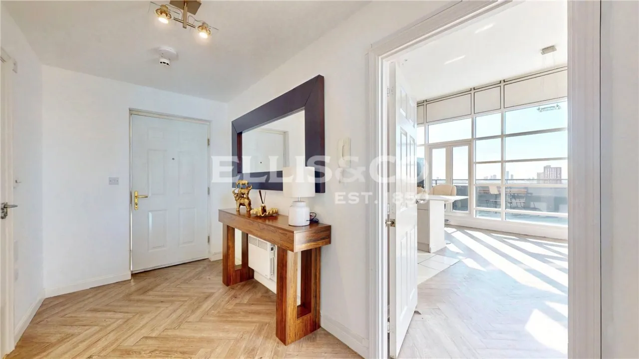 Forty Lane, Wembley, HA9, photo 16