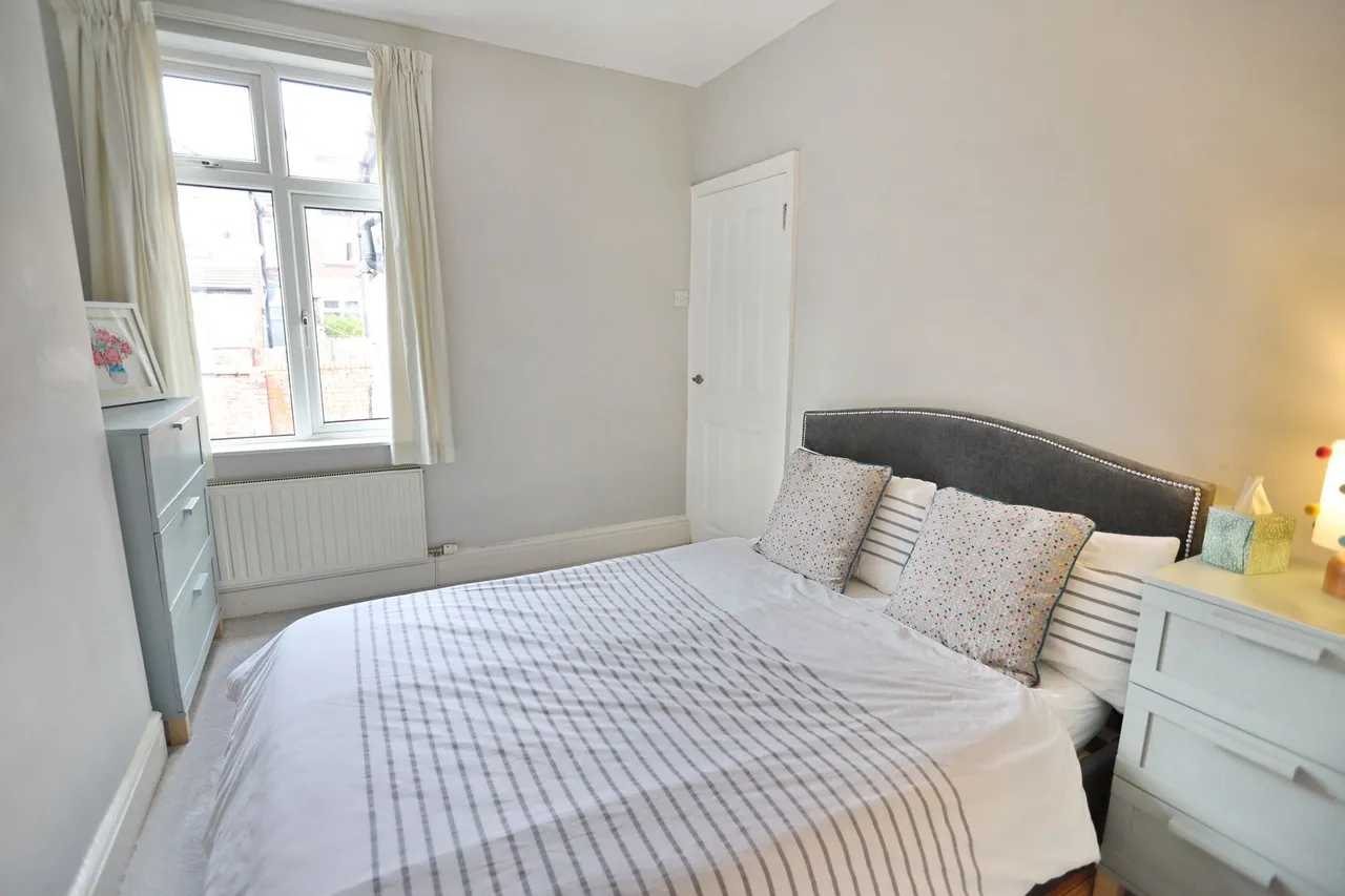 Brookfield, Prestwich, M25, photo 17