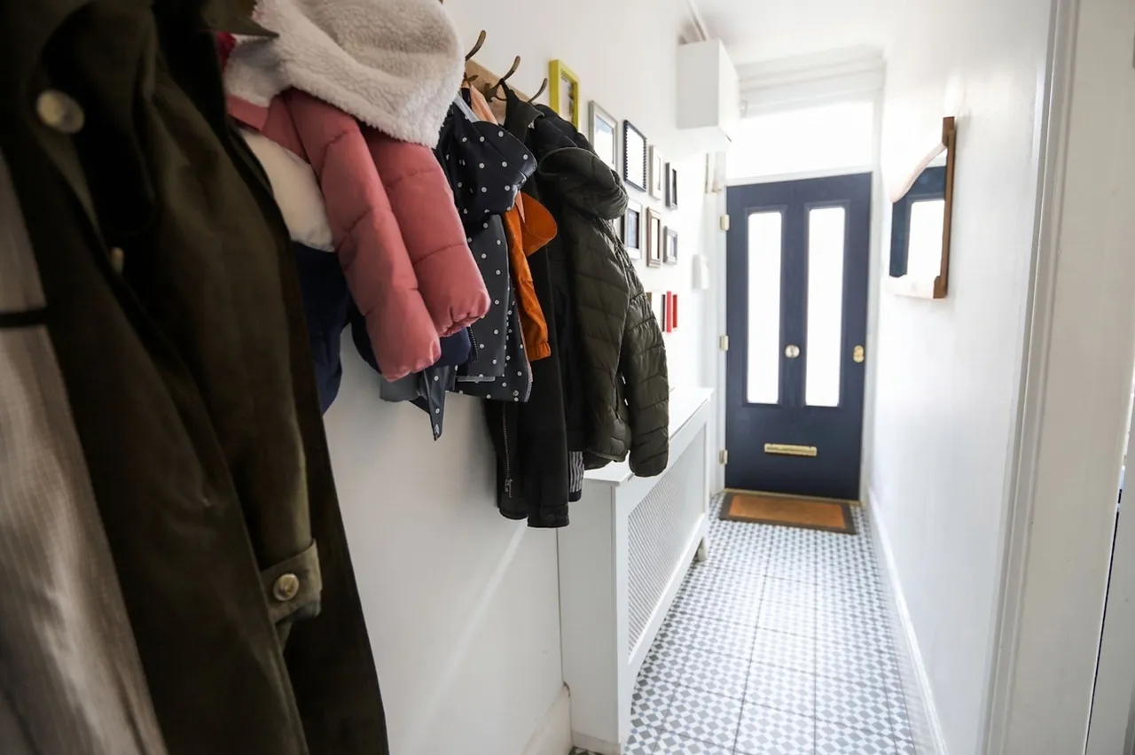 Brookfield, Prestwich, M25, photo 9