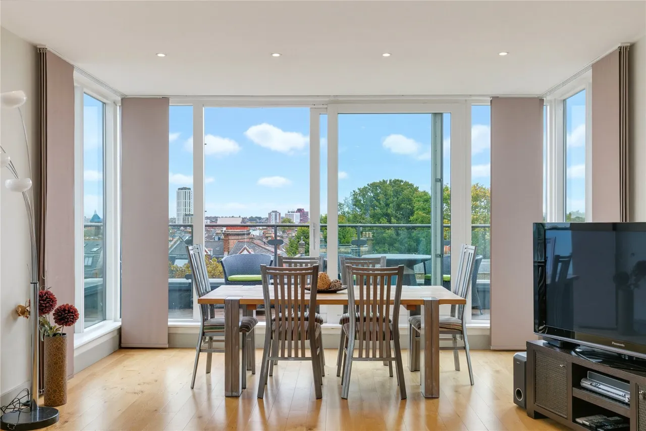 Clapham Road, London, SW9, photo 21