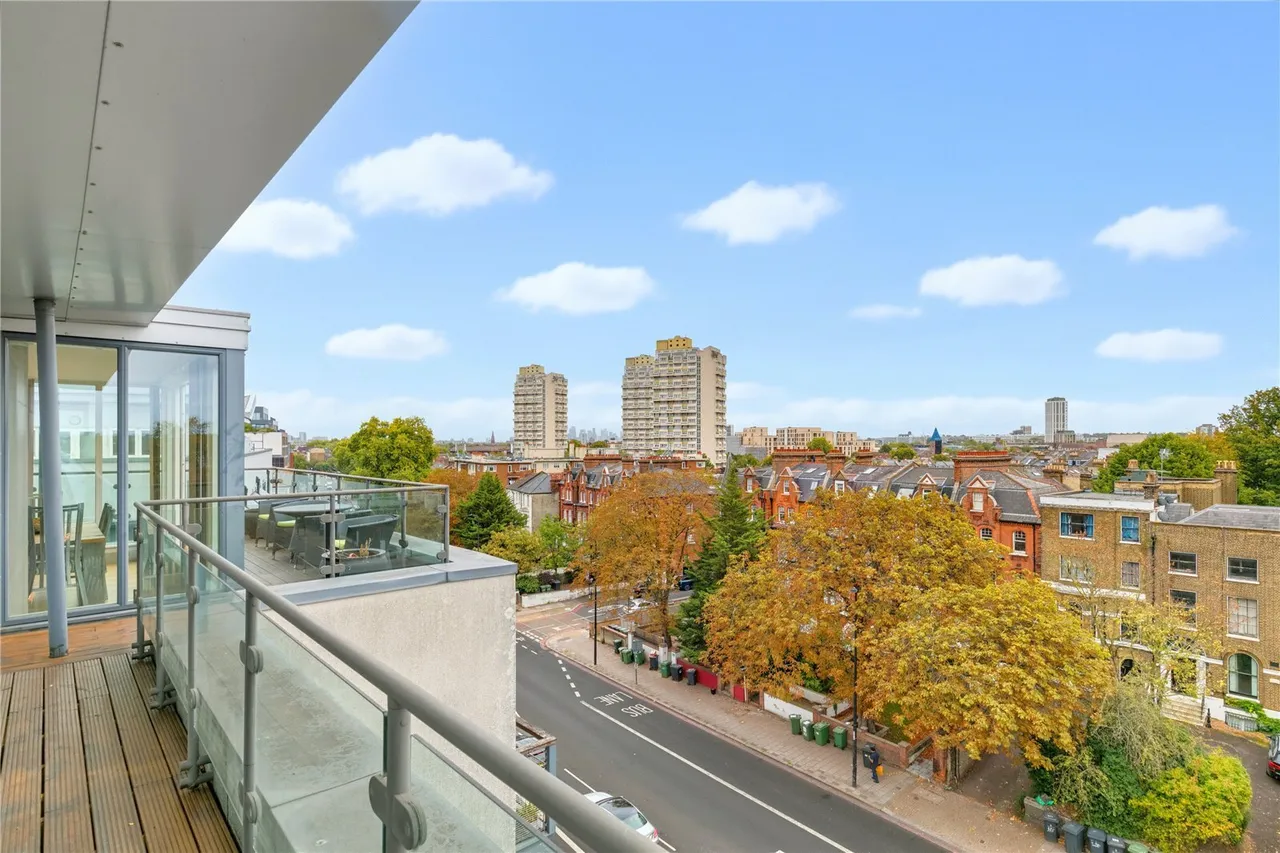 Clapham Road, London, SW9, photo 17