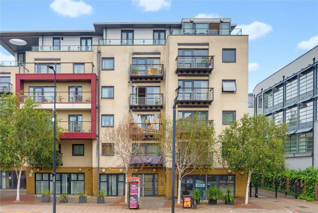 Clapham Road, London, SW9, photo 26