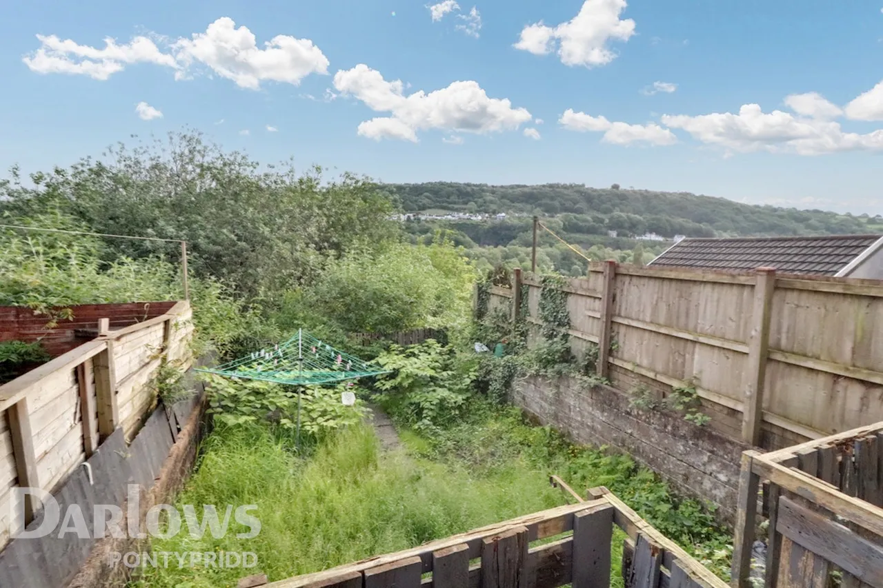 Cliff Terrace, Pontypridd, photo 10
