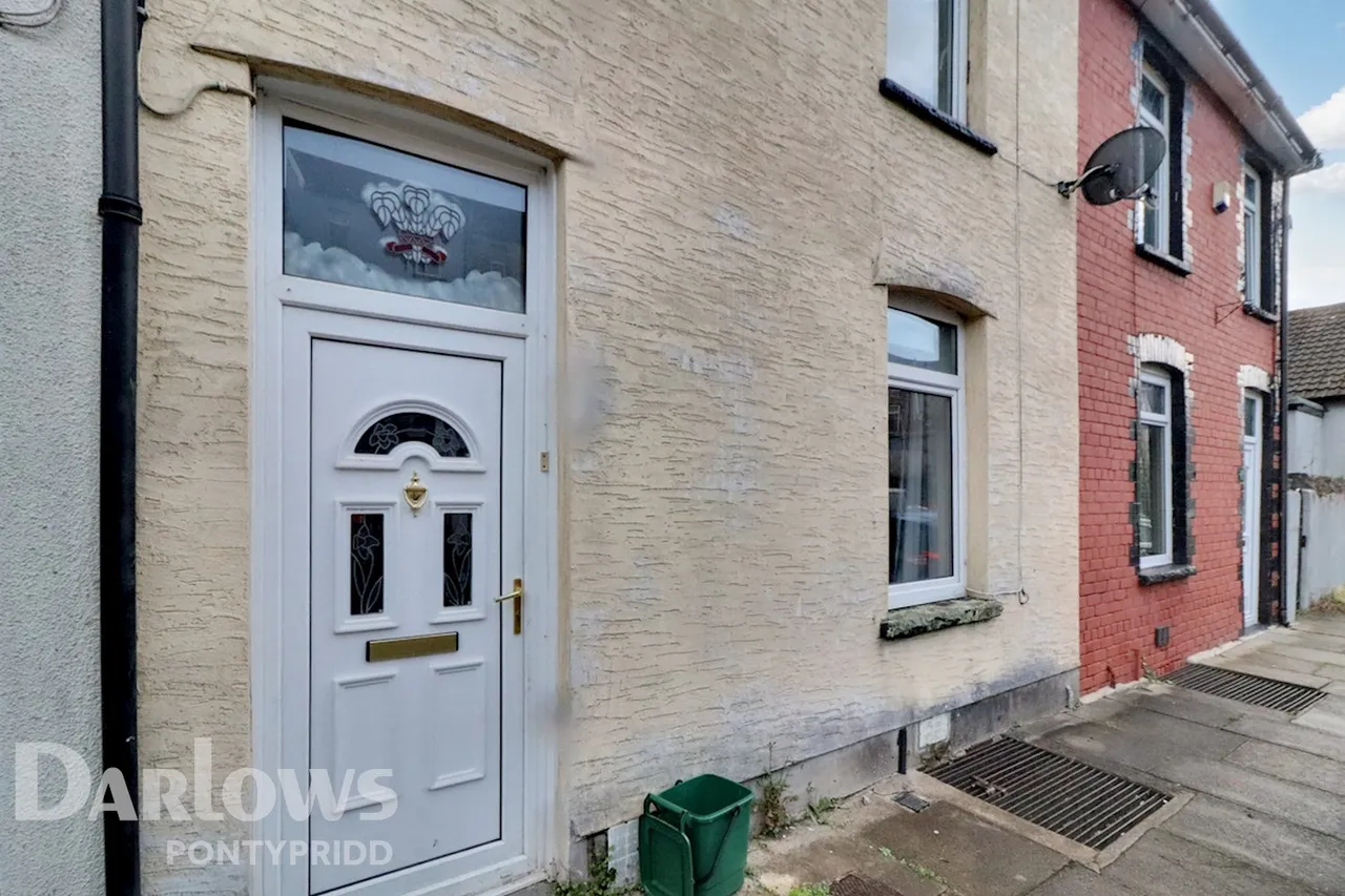 3 bed house for sale, Cliff Terrace, Pontypridd