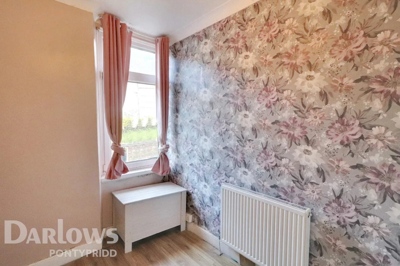 Cliff Terrace, Pontypridd, photo 14