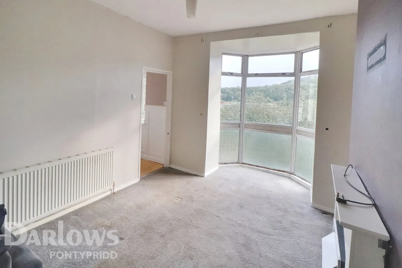 Cliff Terrace, Pontypridd, photo 4