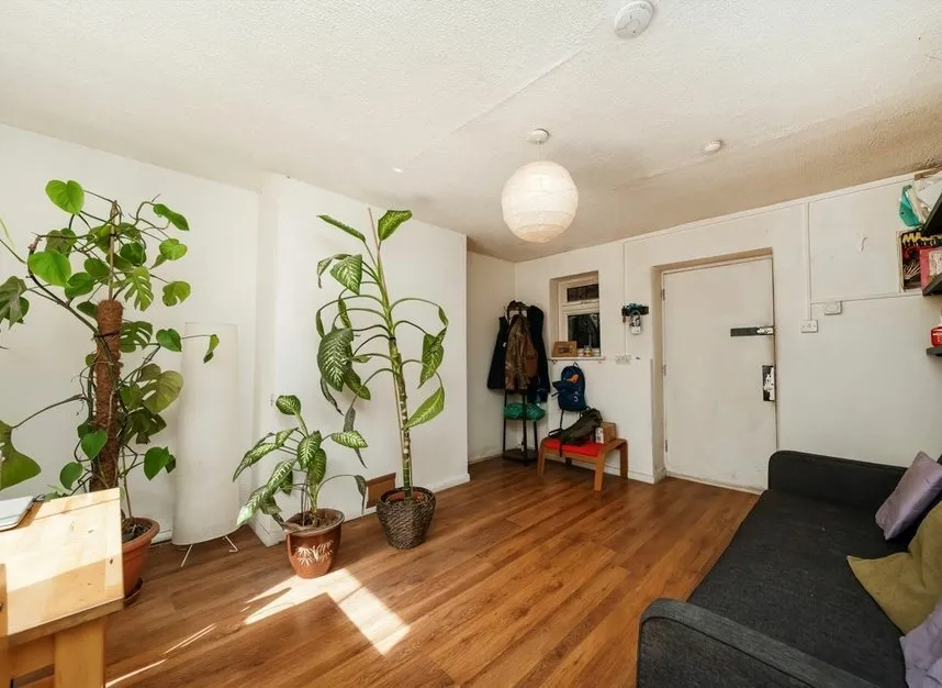 Wrotham Road, Camden Town, NW1, photo 9