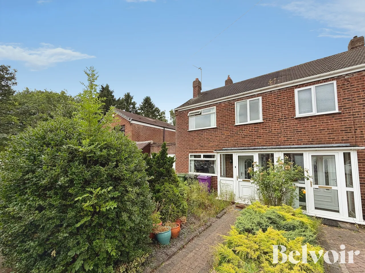 3 bed house for sale — Roderick Drive, Wednesfield, Wolverhampton, WV11