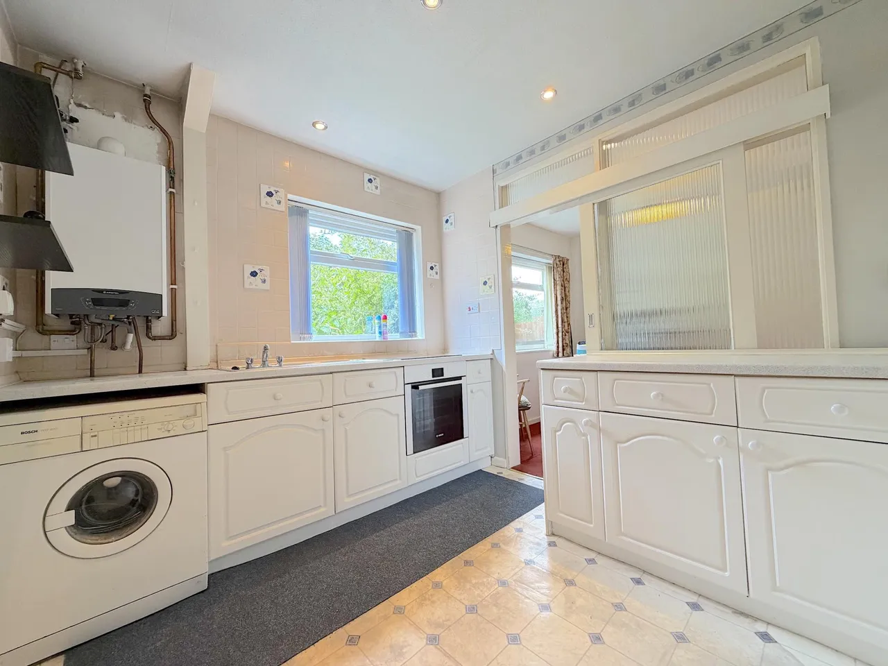 Roderick Drive, Wednesfield, Wolverhampton, WV11, photo 4