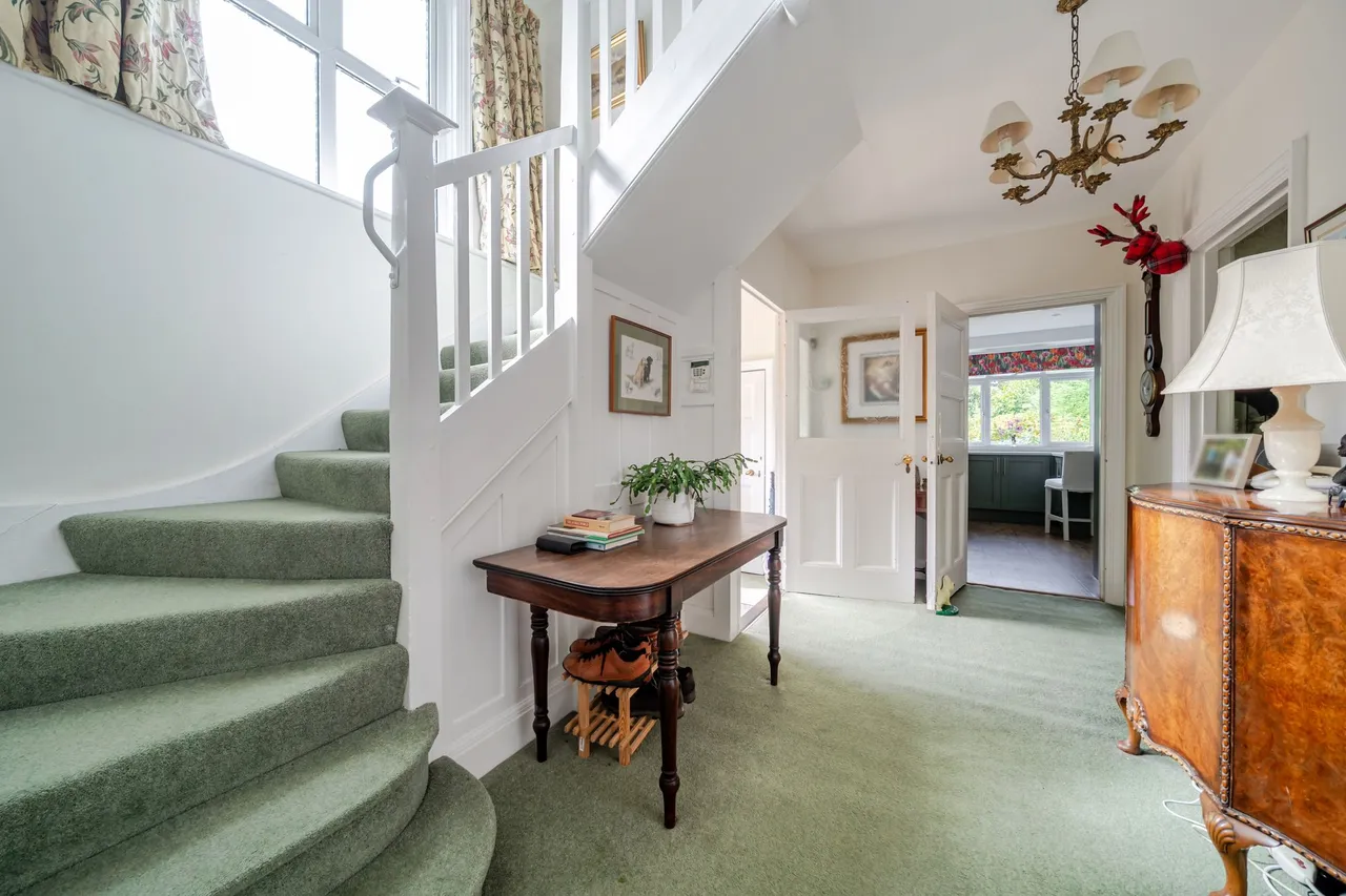 Beech Road, Haslemere, GU27, photo 13