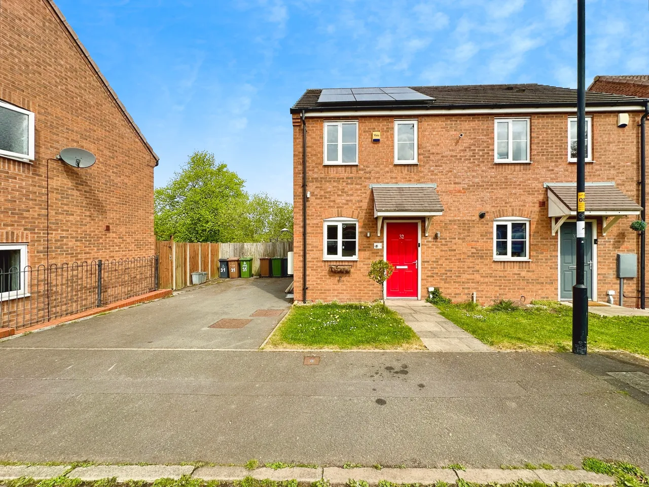3 bed house for sale — Pitchwood Close, Darlaston, Wednesbury, WS10