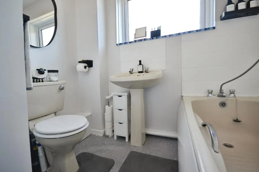 Runnacles Way, Felixstowe, IP11, photo 14