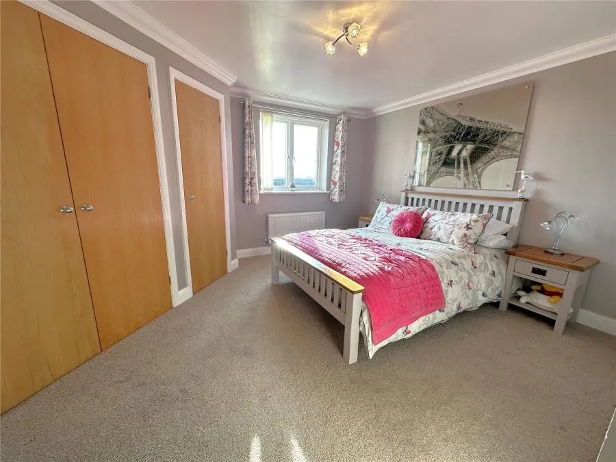 Dominica Court, Eastbourne, BN23, photo 8
