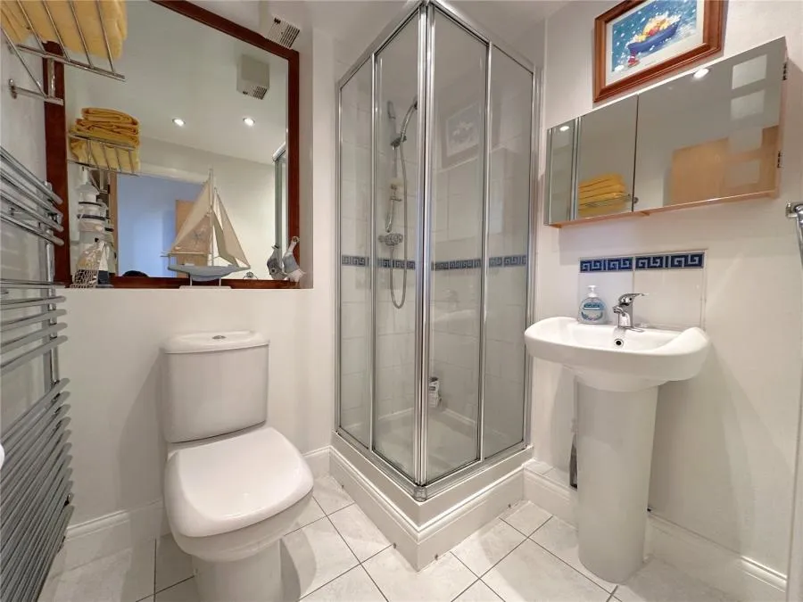 Dominica Court, Eastbourne, BN23, photo 7