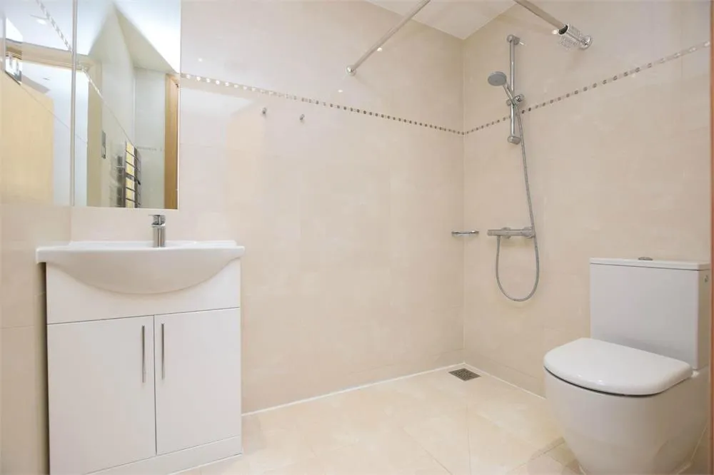 Fulton Road, Wembley, HA9, photo 5