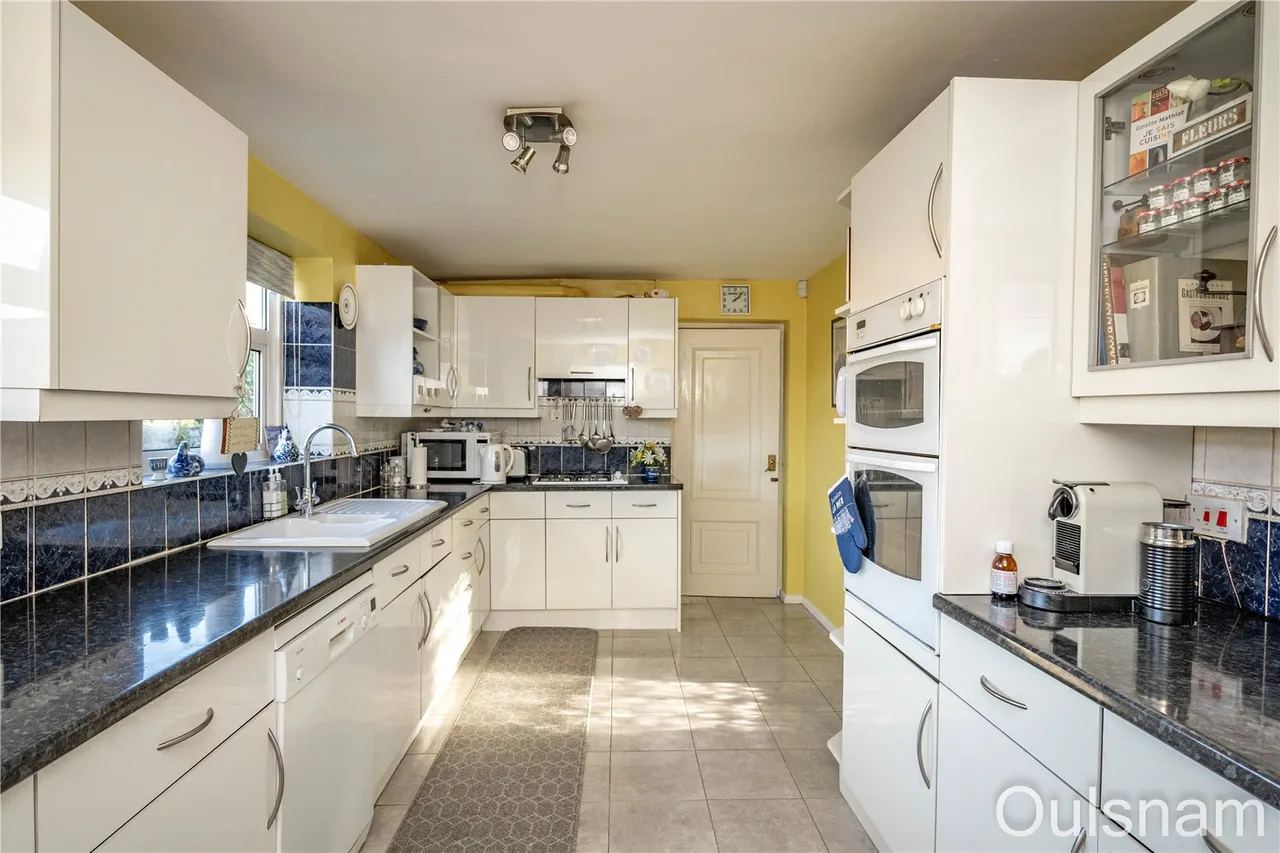 Kidderminster Road, Bromsgrove, Worcestershire, B61 7JU, photo 4