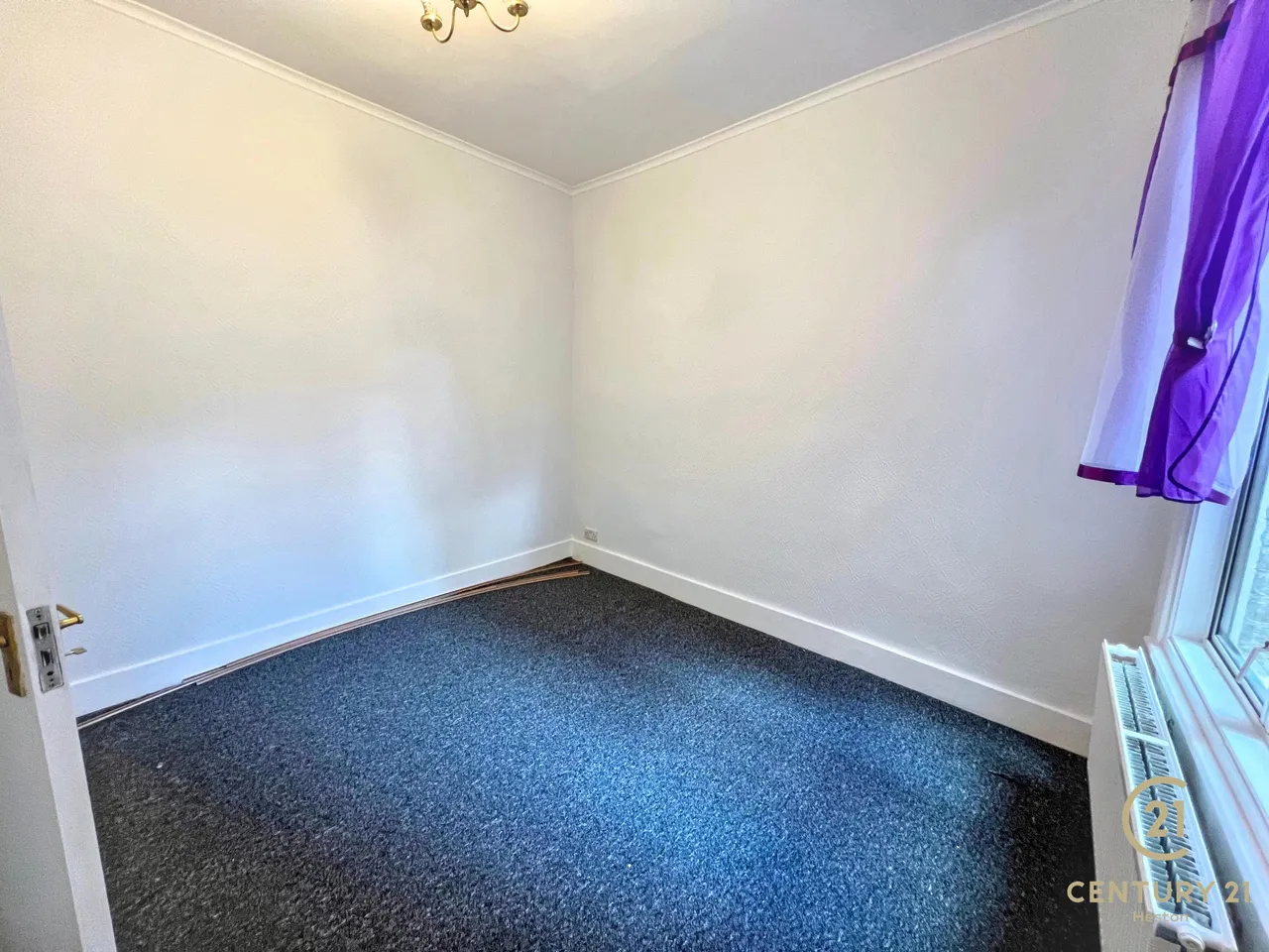 Maswell Park Crescent, Hounslow, TW3, photo 7