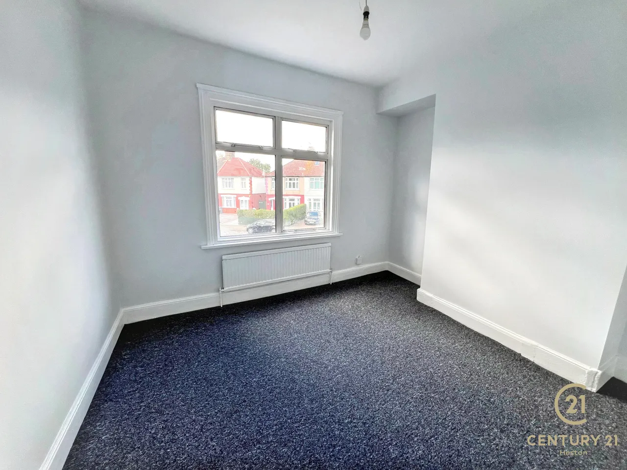 Maswell Park Crescent, Hounslow, TW3, photo 9