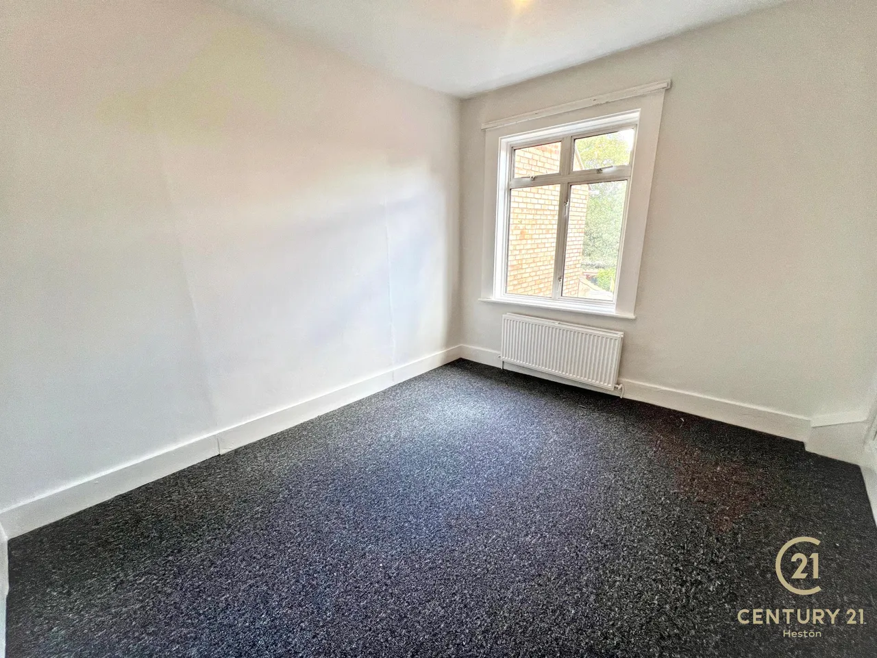 Maswell Park Crescent, Hounslow, TW3, photo 10