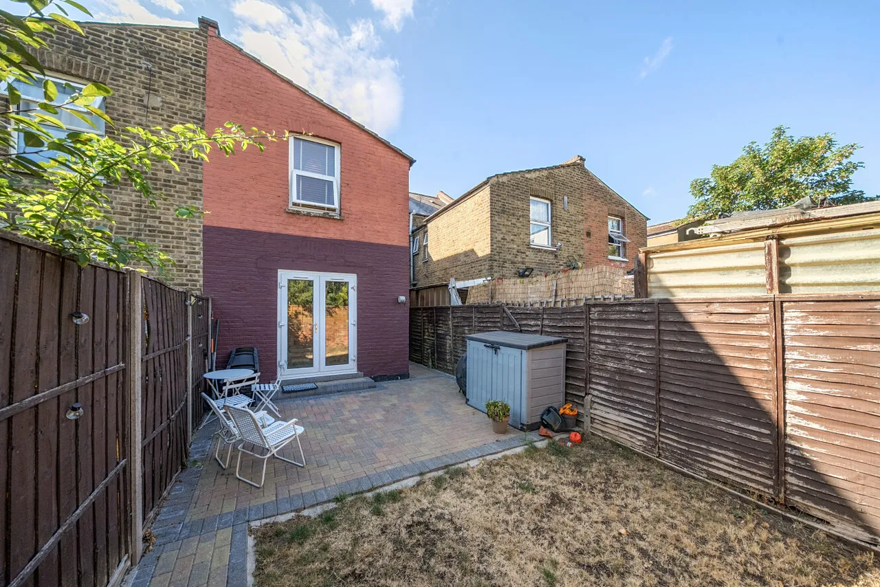 Balmoral Road, Willesden, London, NW2, photo 2