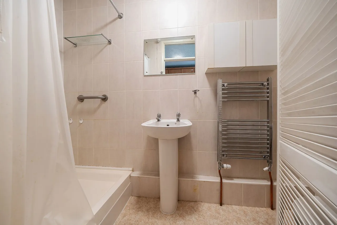 Longmead Gardens, Havant, PO9, photo 12