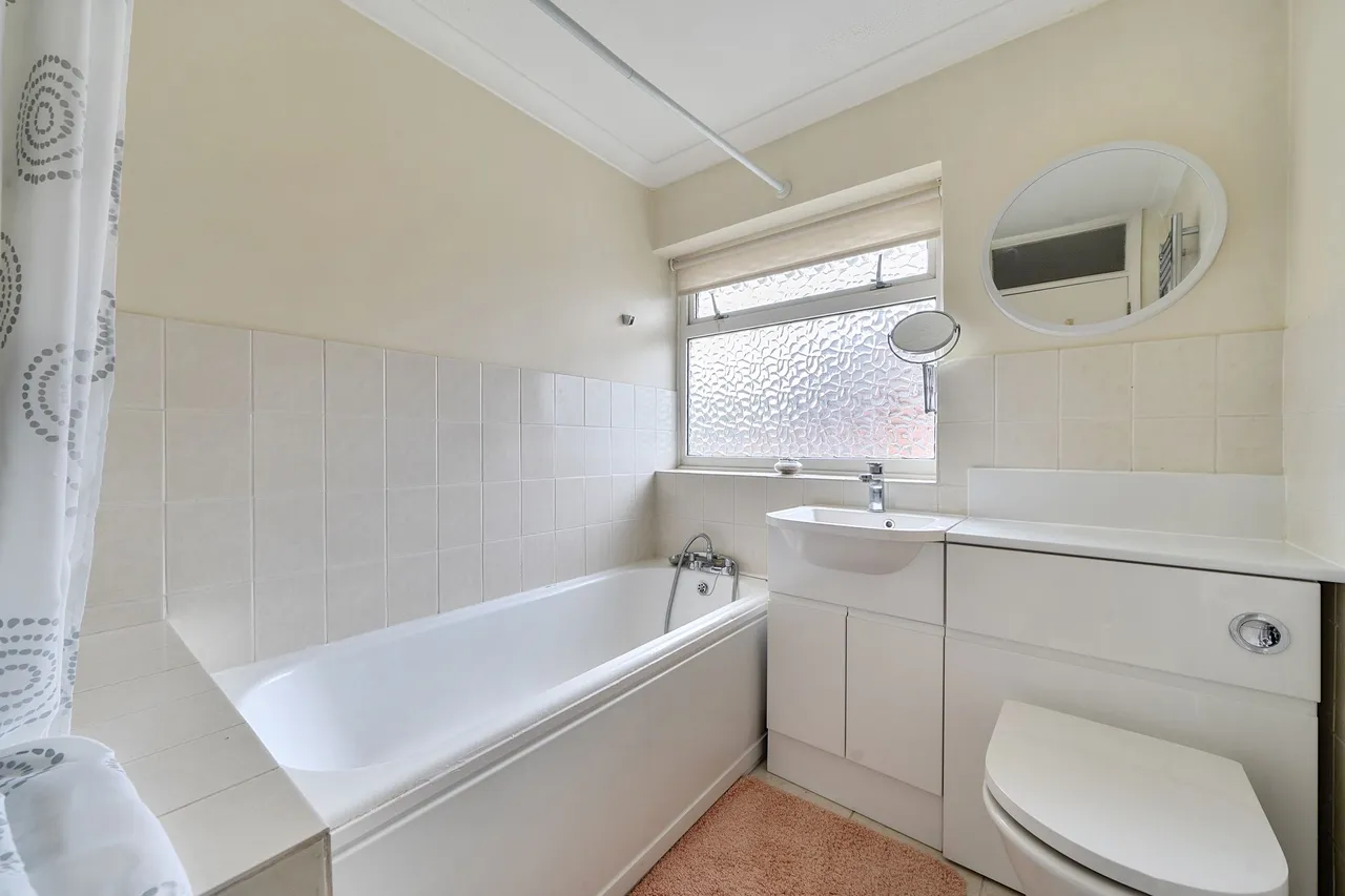 Longmead Gardens, Havant, PO9, photo 15
