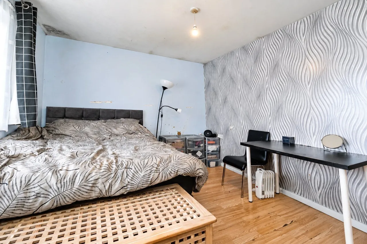 Ronnie Lane, Manor Park, E12, photo 8