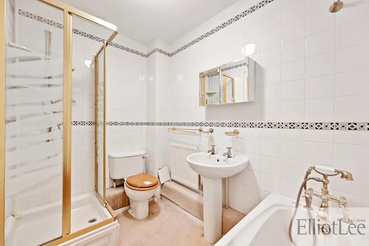 Uxbridge Road, Cherry Court, HA5, photo 7