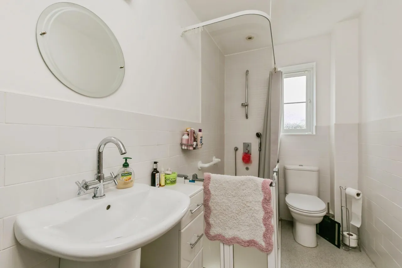 Damson Drive, Nantwich, CW5, photo 13