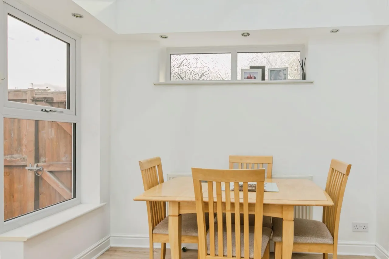 Damson Drive, Nantwich, CW5, photo 9