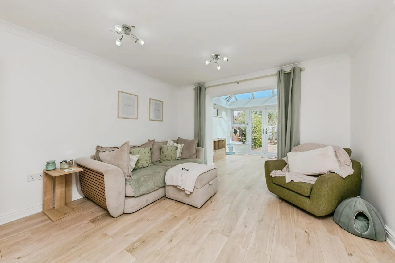 Damson Drive, Nantwich, CW5, photo 3